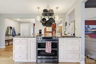 27 Spring Hill Cir, Arden, NC 28704 - Photo 11