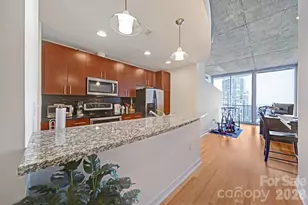 210 N Church St, Charlotte, NC 28202 - Photo 15