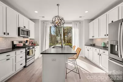 566 West End Drive, Charlotte, NC 28208 - Photo 5