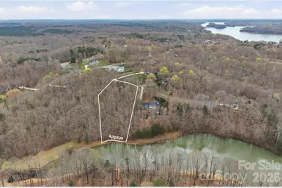 130 Harborgate Drive, Statesville, NC 28625 - Photo 9