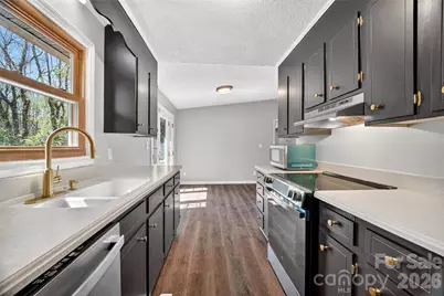 1919 Oak Hollow Road, Gastonia, NC 28054 - Photo 9