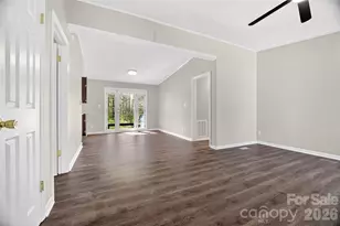 1919 Oak Hollow Rd, Gastonia, NC 28054 - Photo 5