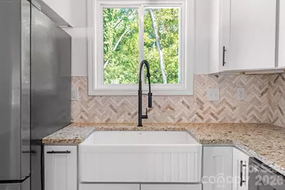 514 N Mulberry Street, Cherryville, NC 28021 - Photo 7