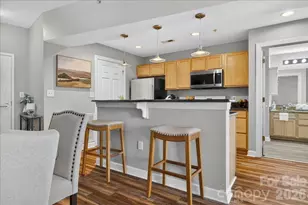 718 W Trade St, Charlotte, NC 28202 - Photo 9