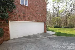 1406 Woodhurst Dr, Rock Hill, SC 29732 - Photo 45