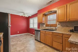 1211 Yuma St, Charlotte, NC 28213 - Photo 5