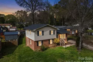 1211 Yuma St, Charlotte, NC 28213 - Photo 1