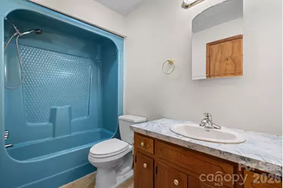 5515 Chestnut Drive, Hickory, NC 28602 - Photo 21