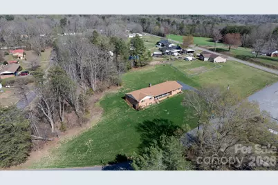 5515 Chestnut Drive, Hickory, NC 28602 - Photo 31