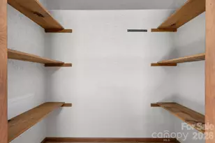 5515 Chestnut Dr, Hickory, NC 28602 - Photo 25