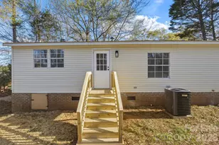 1123 Dallas Stanley Hwy, Dallas, NC 28034 - Photo 33