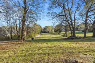 1123 Dallas Stanley Hwy, Dallas, NC 28034 - Photo 37