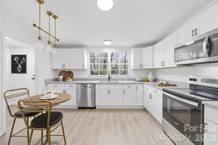 1123 Dallas Stanley Hwy, Dallas, NC 28034 - Photo 17