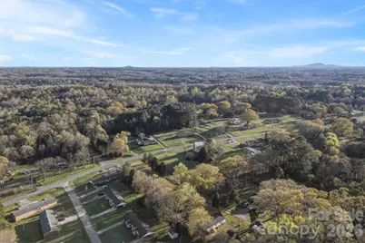 1123 Dallas Stanley Highway, Dallas, NC 28034 - Photo 37