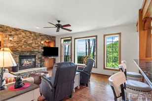 61 Creekside Wy, Burnsville, NC 28714 - Photo 5