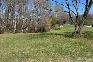 2307 Pathfinder St, Newton, NC 28658 - Photo 3