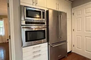 201 Camellia Way, Hendersonville, NC 28739 - Photo 9