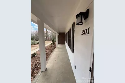 201 Camellia Way, Hendersonville, NC 28739 - Photo 3