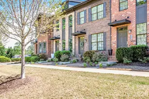 308 Linestowe Dr, Belmont, NC 28012 - Photo 3