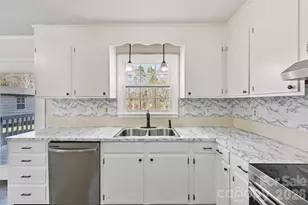 107 Mario Dr, Shelby, NC 28152 - Photo 3