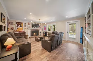 24 Dellwood St, Asheville, NC 28806 - Photo 27