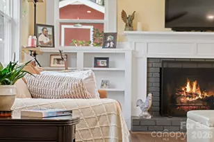 24 Dellwood St, Asheville, NC 28806 - Photo 17