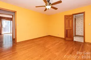 586 Justice Ridge Rd, Candler, NC 28715 - Photo 15