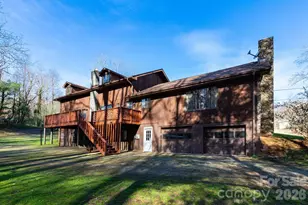 586 Justice Ridge Rd, Candler, NC 28715 - Photo 3