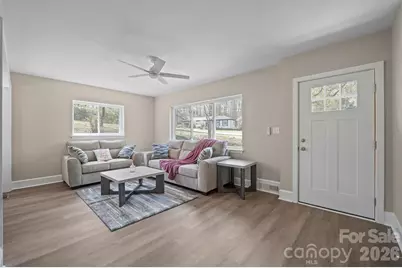 5000 Hoover Drive, Charlotte, NC 28269 - Photo 5