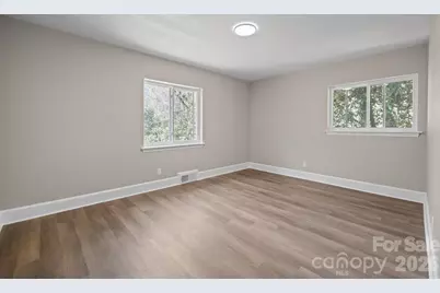 5000 Hoover Drive, Charlotte, NC 28269 - Photo 21