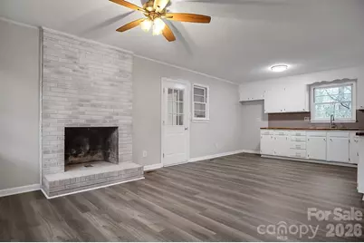 526 Kings Road, Shelby, NC 28150 - Photo 7