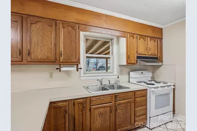 400 Pitts School Road NW, Concord, NC 28027 - Photo 7