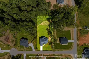 2002 Pln Fld Dr, Bessemer City, NC 28016 - Photo 3