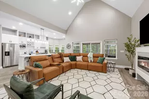 2002 Pln Fld Dr, Bessemer City, NC 28016 - Photo 5