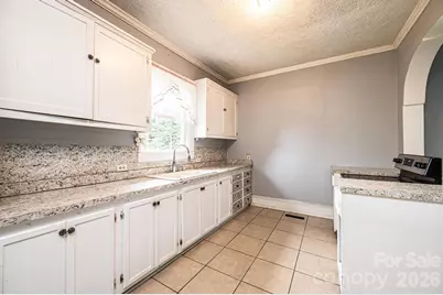 201 Newland Place NW, Lenoir, NC 28645 - Photo 11