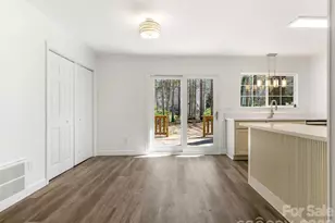 6223 Whitewater Dr, Charlotte, NC 28214 - Photo 9