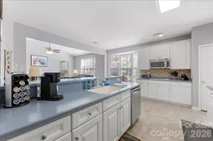 355 Garnet Ct, Fort Mill, SC 29708 - Photo 5