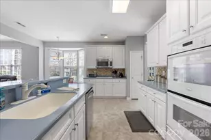 355 Garnet Ct, Fort Mill, SC 29708 - Photo 7