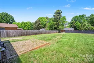 6100/6102 Pleasant Grove Rd, Charlotte, NC 28216 - Photo 17
