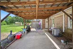 6100/6102 Pleasant Grove Rd, Charlotte, NC 28216 - Photo 29