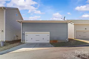 7723 McGill Hts Rd, Charlotte, NC 28277 - Photo 33