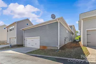 7723 McGill Hts Rd, Charlotte, NC 28277 - Photo 35