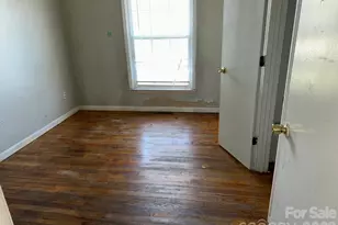 1180 W Wall St, Wadesboro, NC 28170 - Photo 13