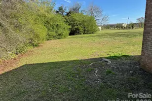 1180 W Wall St, Wadesboro, NC 28170 - Photo 5