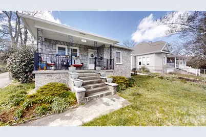719 Oakland Street, Hendersonville, NC 28791 - Photo 1