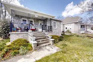 719 Oakland St, Hendersonville, NC 28791 - Photo 1