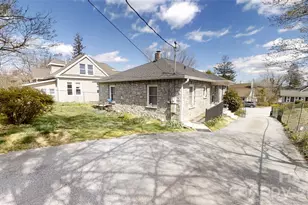 719 Oakland St, Hendersonville, NC 28791 - Photo 3