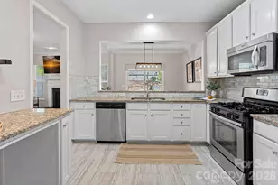 10437 Blairbeth Street, Charlotte, NC 28277 - Photo 11