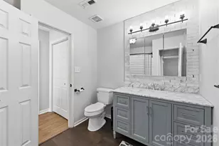 3924 Mohawk Ct, Charlotte, NC 28215 - Photo 9