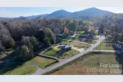 313 Arrowood Street SE, Lenoir, NC 28645 - Photo 15